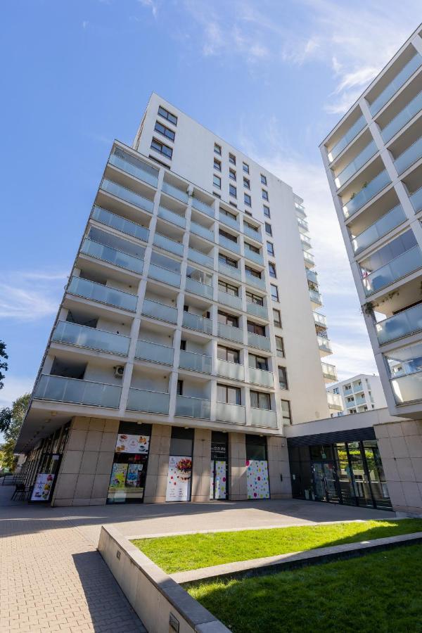 Osiedle Intenso Warszawa Wola By Noclegi Renters 외부 사진